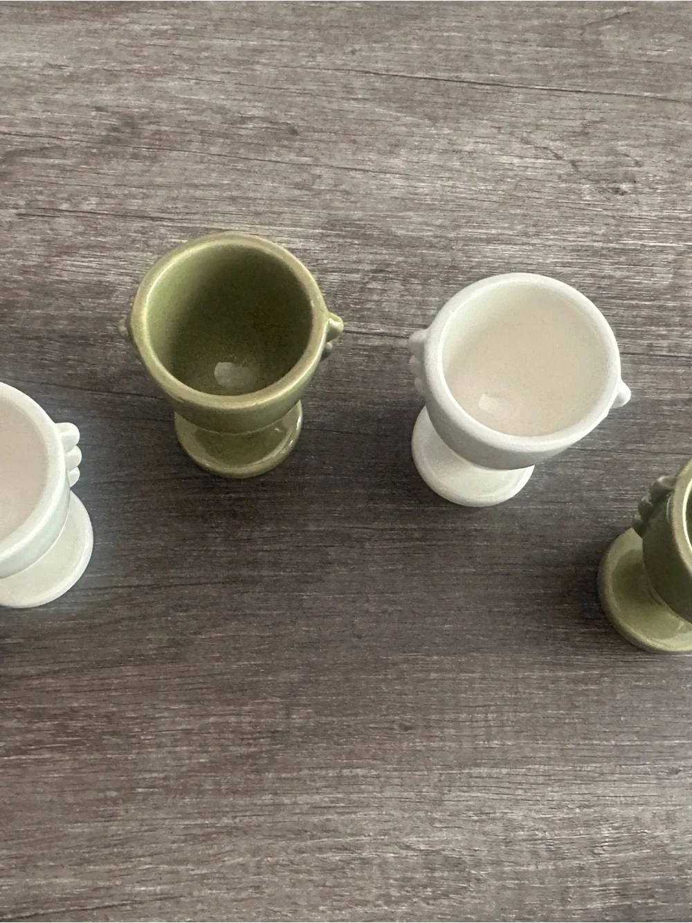 Set of 4 Ceramic Egg Cups, Green & White, Pedestal Round Glossy Finish